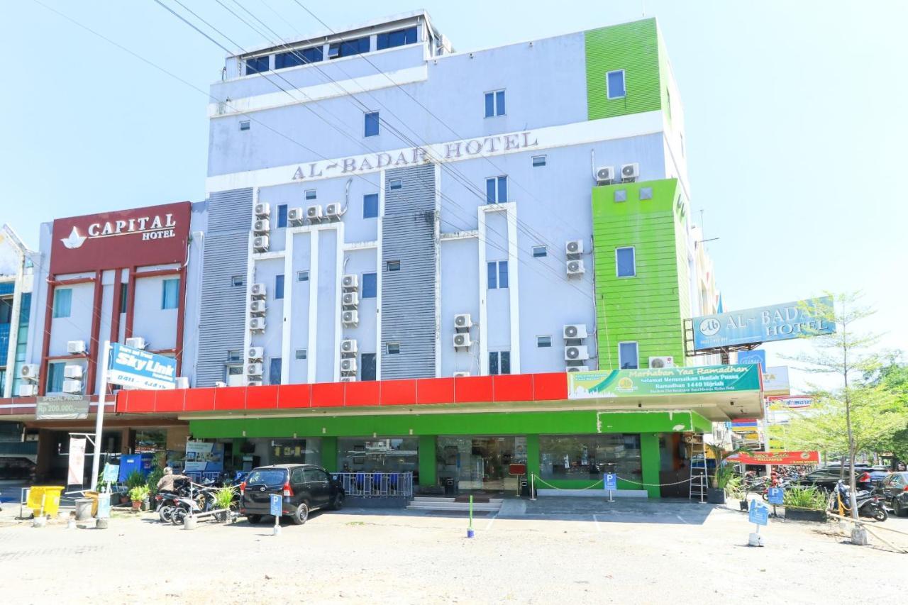 Al-Badar Hotel Syariah Макасар Екстериор снимка