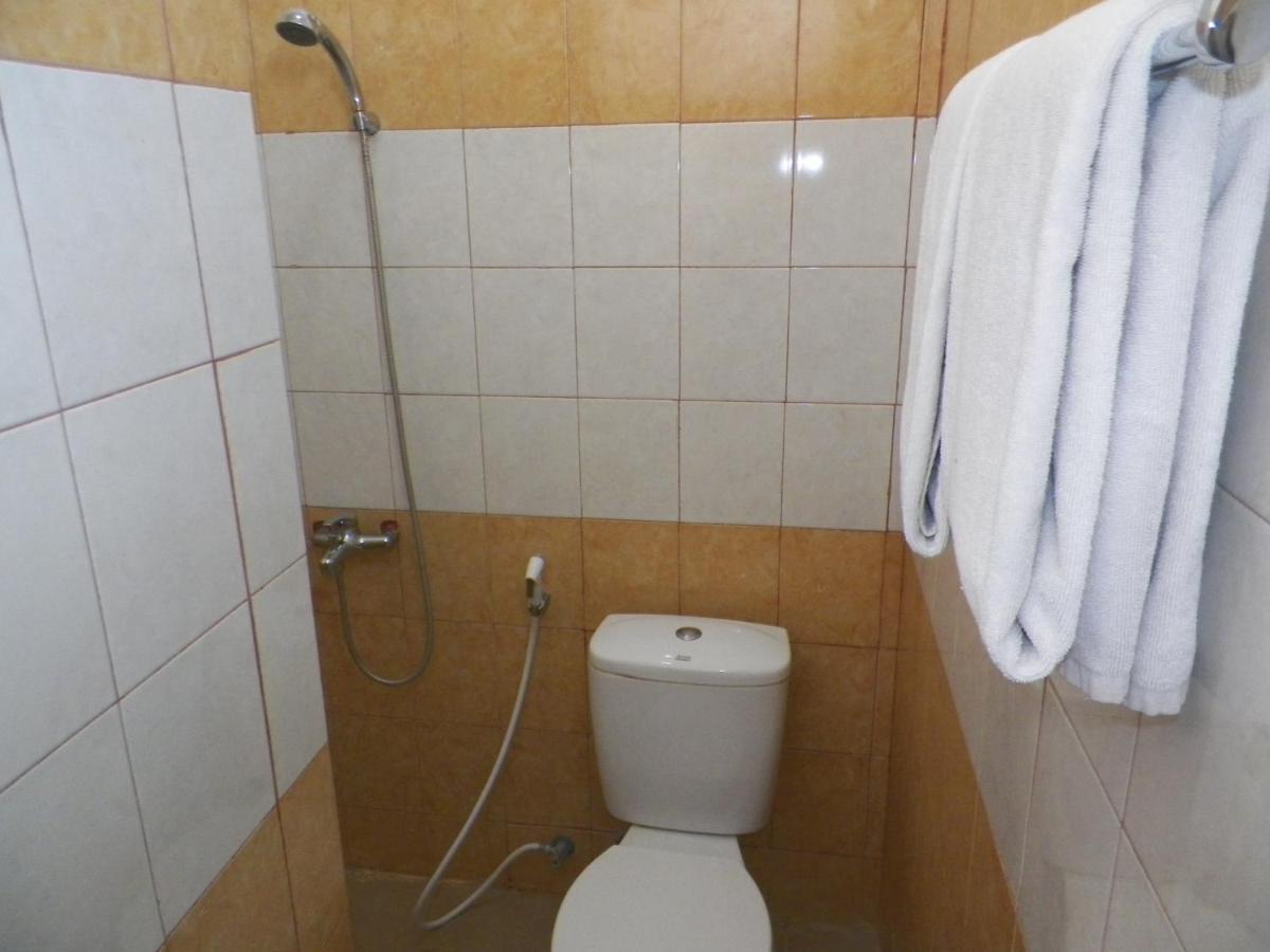 Al-Badar Hotel Syariah Макасар Стая снимка
