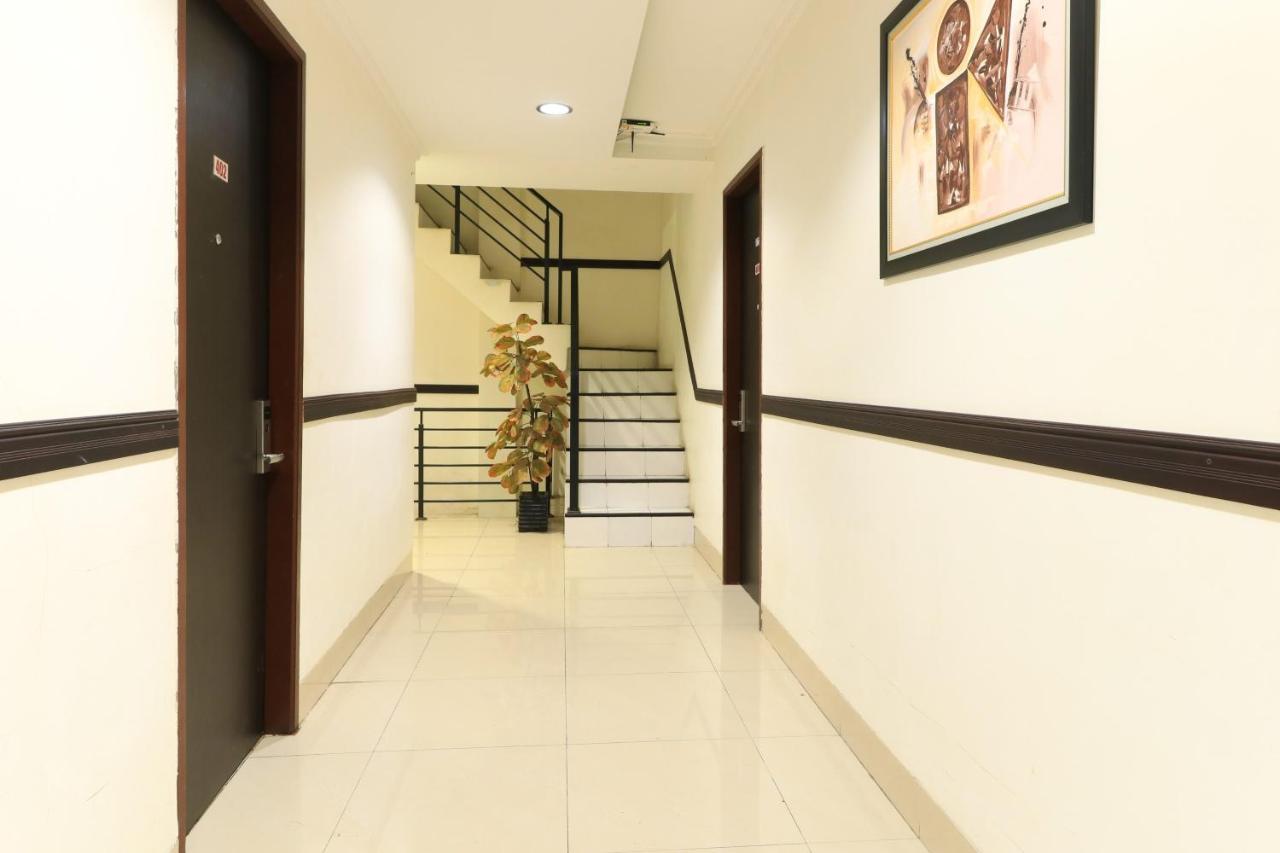 Al-Badar Hotel Syariah Макасар Екстериор снимка