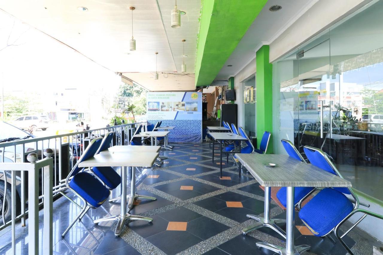 Al-Badar Hotel Syariah Макасар Екстериор снимка